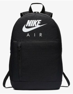 MOCHILA NIKE NEGRA 7/20 (BA6032-010).