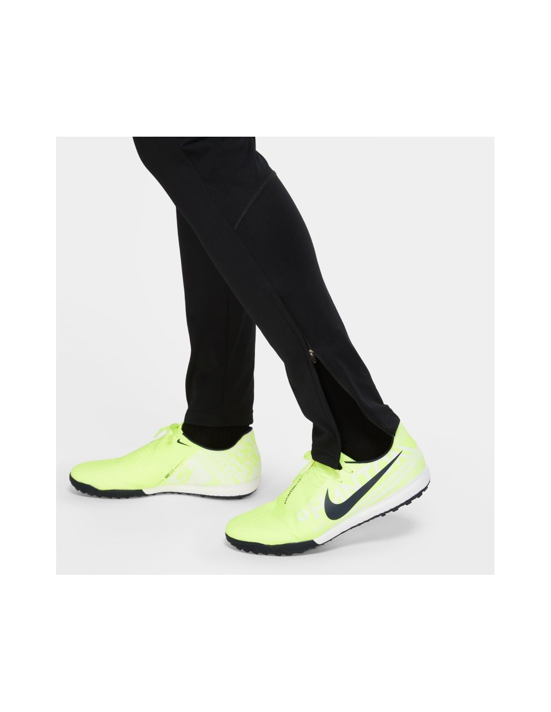 chandal nike negro y amarillo
