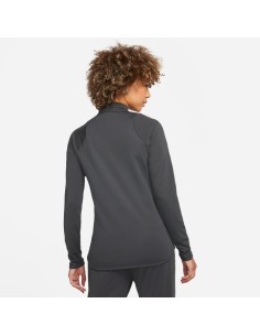 CHAQUETA NIKE NEGRA ACD21 (CV2653-060). 2