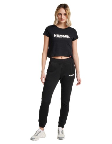 CAMISETA NEGRA HUMMEL (212560-2001).