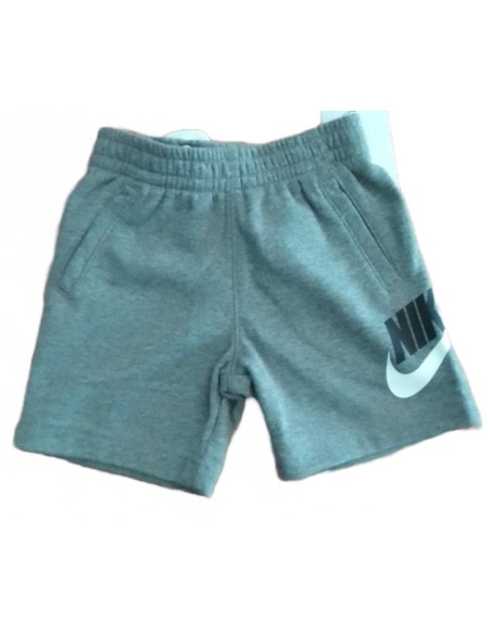 SHORT CLUB HBR NIKE  GRIS (86G710-GEH).