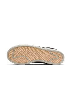 ZAPATILLAS NIKE COURT LEGACY NEGRO (DM7590-001). 2