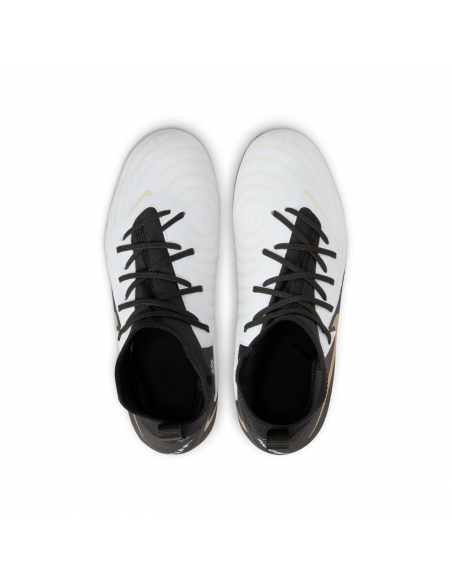 Nike Jr Phantom Luna 2 Academy AG - Zapatillas para Niños: Elegancia en el Juego con Diseño Negro y Blanco y Logo Dorado (FJ260
