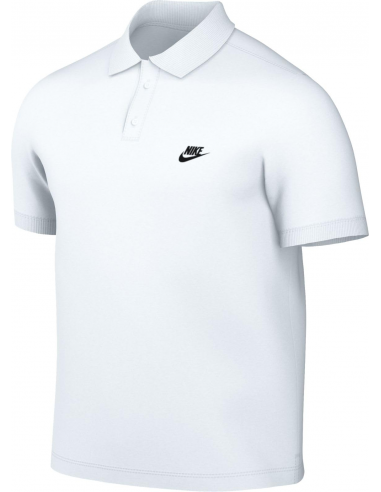 NIKE Club Polo Shirt para Hombre en Color Blanco: Estilo Clásico y Comodidad (FN3894-100).