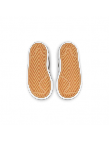 Zapatillas Nike Court Legacy TD - Estilo Clásico para tus Pasos Diarios (DA5382-102).