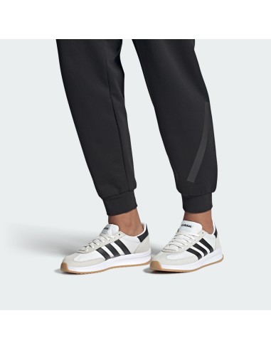 Zapatillas Adidas Run 70s Blancas con Suela Tocino: Estilo y Comodidad para el Día a Día (IH8584).