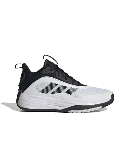 Zapatillas Adidas OwnTheGame Negras | Dominio y Estilo en la Cancha (IH5849).
