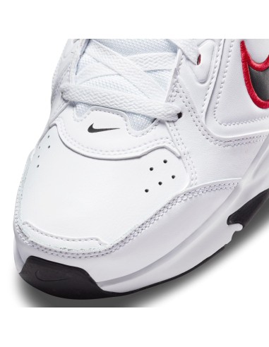 Zapatillas Nike DEFYALLDAY Blancas y Negras | Comodidad y Estilo Deportivo (DJ1196-101).
