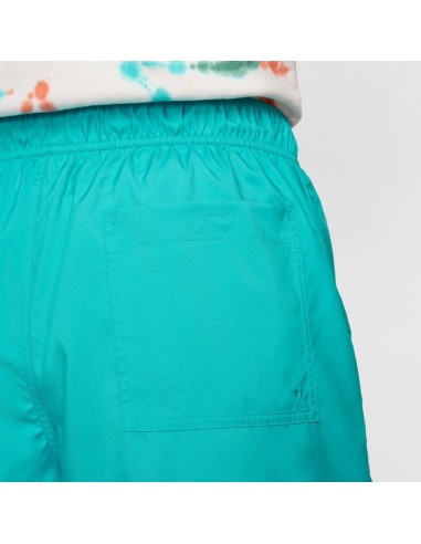 Calzonas Nike Turquesa Woven | Comodidad y Estilo Deportivo (FN3307-345).