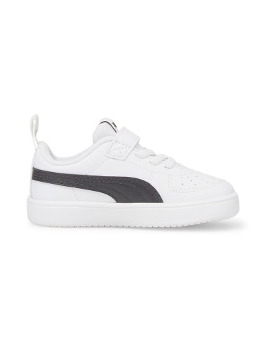Zapatillas Puma Rickie Blancas Negras Velcro | Estilo y Comodidad (384314-03).