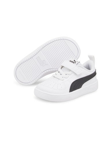 Zapatillas Puma Rickie Blancas Negras Velcro | Estilo y Comodidad (384314-03).