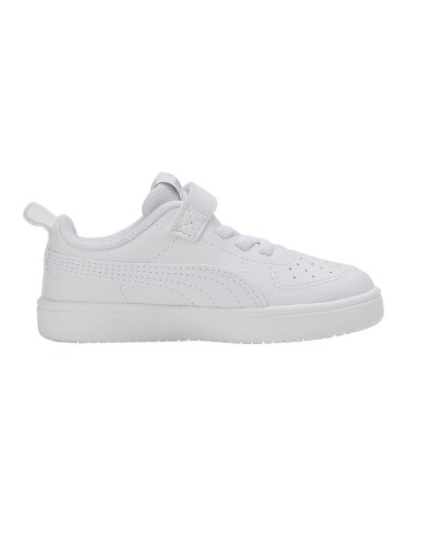 Zapatillas Puma Rickie Blancas Velcro | Estilo y Comodidad (384314-01).