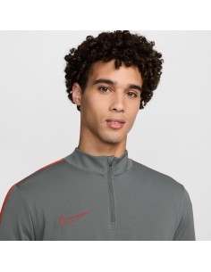 Sudadera Nike Gris H Academy - Comodidad y Estilo Deportivo (DX4294-068). 2