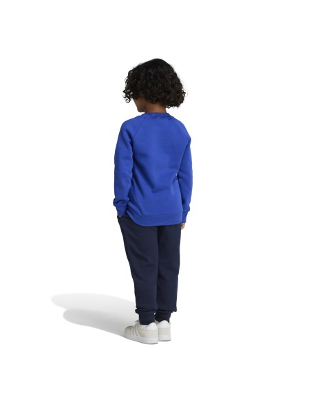 Chándal Adidas Royal con Cuello Caja - Comodidad y Estilo Casual (IV7436). Chándal Adidas Royal con Cuello Caja - Comodidad y Estilo Casual (IV7436).