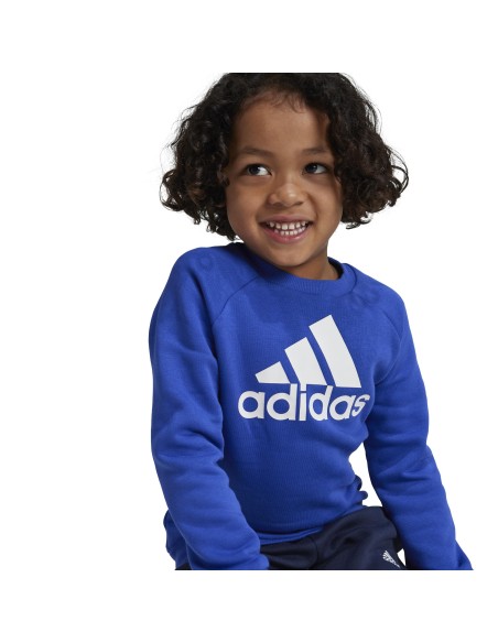 Chándal Adidas Royal con Cuello Caja - Comodidad y Estilo Casual (IV7436). Chándal Adidas Royal con Cuello Caja - Comodidad y Estilo Casual (IV7436).