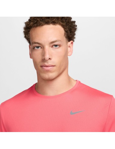 Camiseta Nike Coral Dri-FIT para Hombre | Tecnología Avanzada y Estilo Deportivo (DV9315-629).