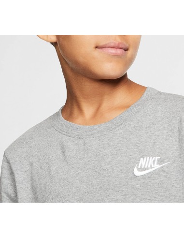 CAMISETA NIKE GS GRIS (AR5254-063).