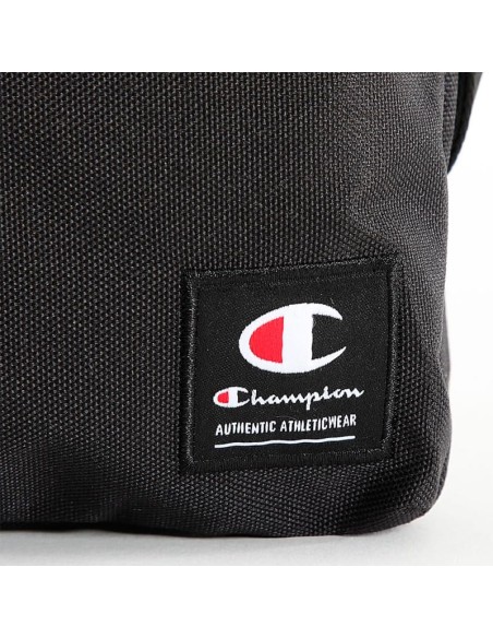 Bolso Champion Marino | Estilo Deportivo y Funcionalidad (806023-NNY). Bolso Champion Marino | Estilo Deportivo y Funcionalidad (806023-NNY).
