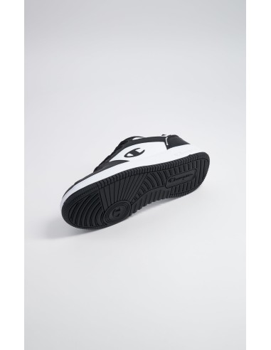 Zapatillas Champion Blancas y Negras de Piel | Estilo Deportivo y Comodidad (S32415-WW019).