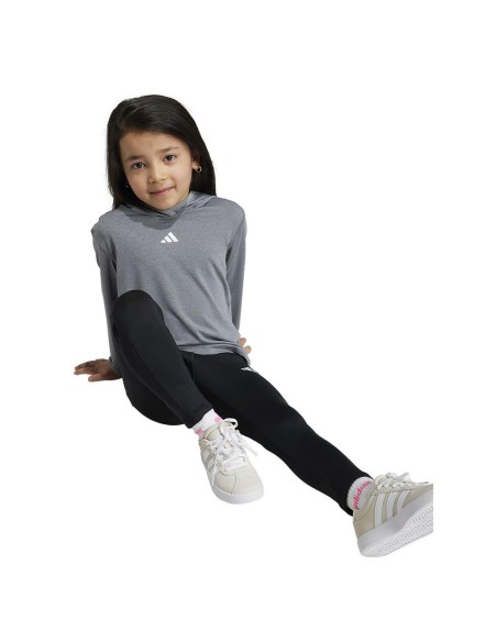 Conjunto Adidas Gris con Leggings Negros para Niña | Estilo y Comodidad Deportiva (IV9525). Conjunto Adidas Gris con Leggings Negros para Niña | Estilo y Comodidad Deportiva (IV9525).