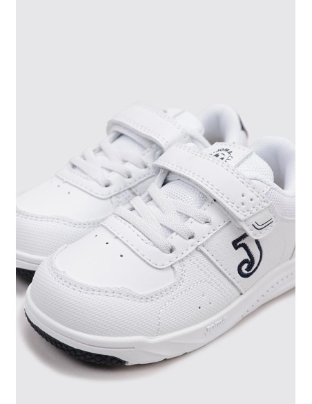 Zapatillas Harvard Blancas con Velcros Joma | Estilo y Comodidad (WHARW2203V). Zapatillas Harvard Blancas con Velcros Joma | Estilo y Comodidad (WHARW2203V).
