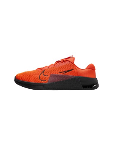 ZAPATILLAS NIKE METCON NARANJA (DZ2617-801).