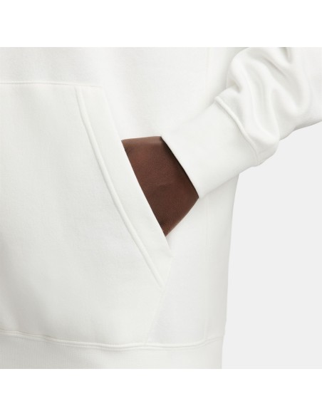 SUDADERA NEGRA NIKE (BV2654-134).