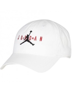 GORRA JORDAN BLANCA (9A0569-001).