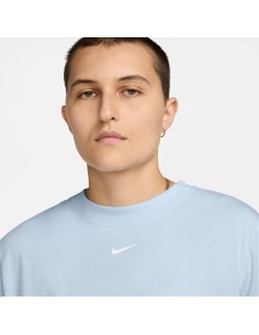 CAMISETA NIKE MUJER (FD4149-423). 2