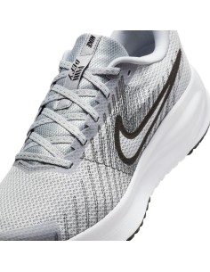 ZAPATILLAS RUN DEFY (HM9594-003). 2