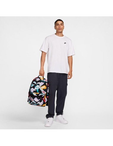 MOCHILA NIKE COLORES PENANT TOSS (HJ8322-010).