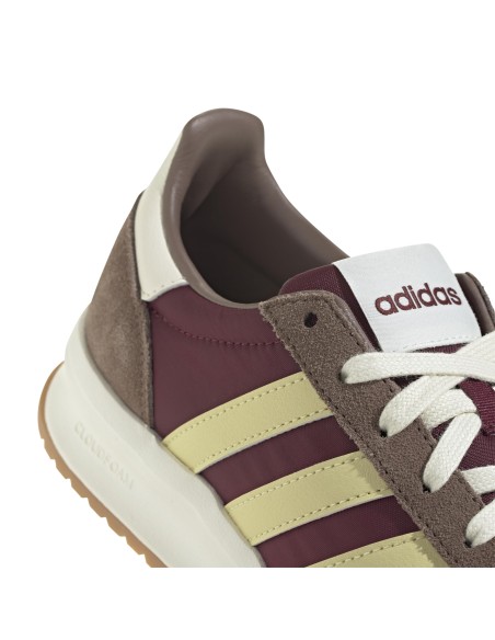ZAPATILLAS RUN 70S 2.0 COLOR MARRON BURDEO Y BEIG (JQ9589).